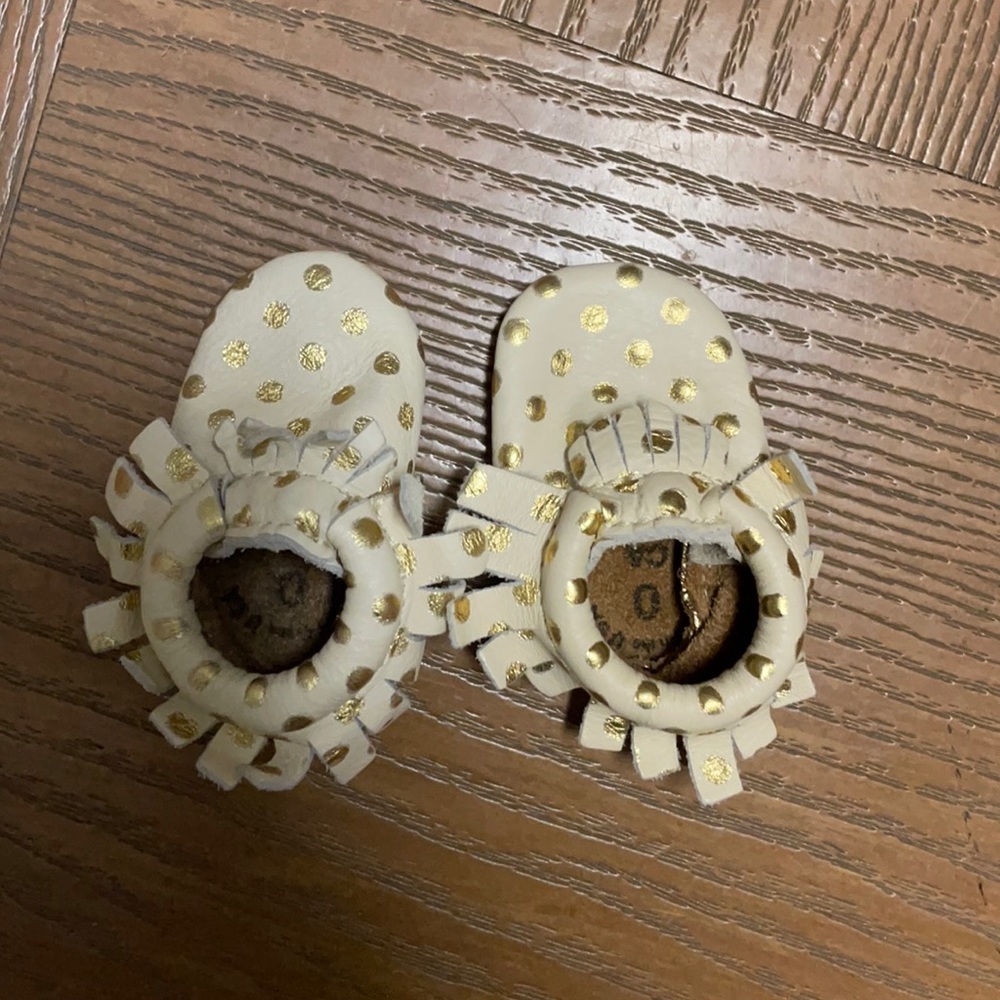 Like new Freshly Pocked moccs